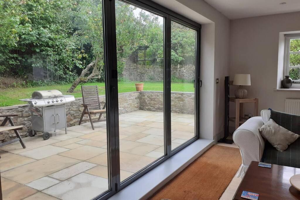Characterful Cottage Adjacent To An Orchard Brockley المظهر الخارجي الصورة