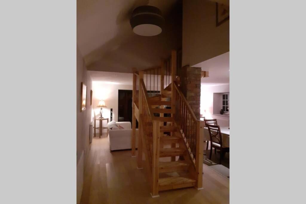 Characterful Cottage Adjacent To An Orchard Brockley المظهر الخارجي الصورة